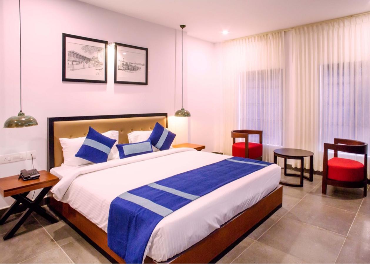 Hotel Neighbourhood, Cochin Kochi Exterior photo